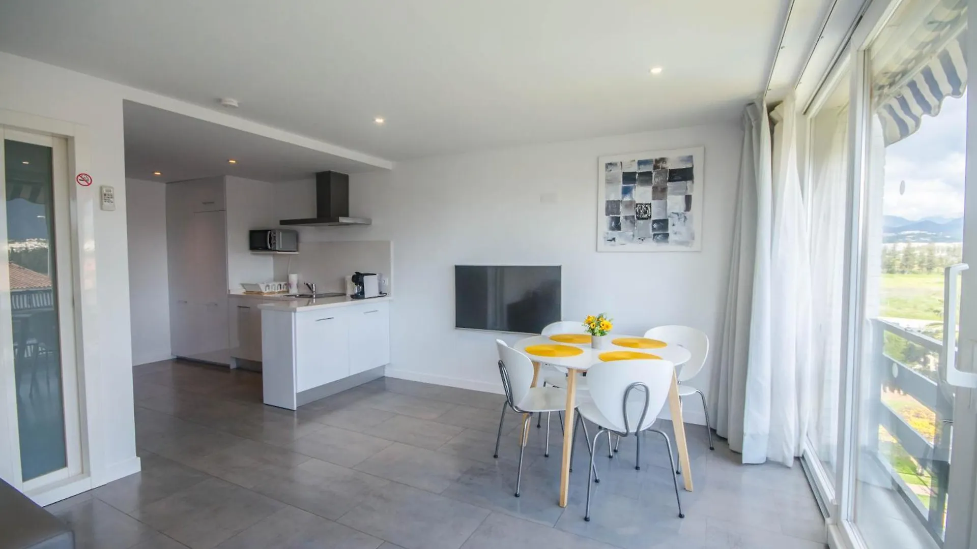 Paraiso Banus - Coastal Retreat Near The Beach Marbella Apartmán