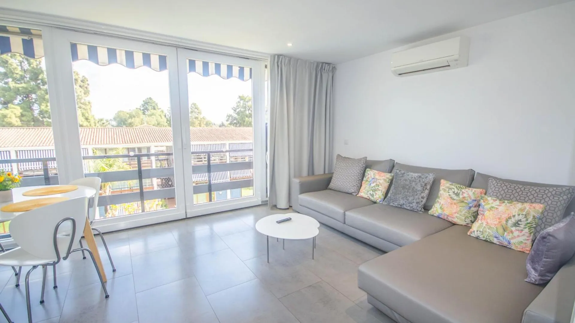 Apartment Paraiso Banus - Coastal Retreat Near The Beach Marbella Spain